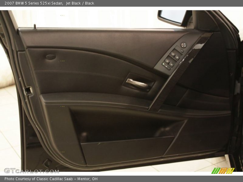 Jet Black / Black 2007 BMW 5 Series 525xi Sedan