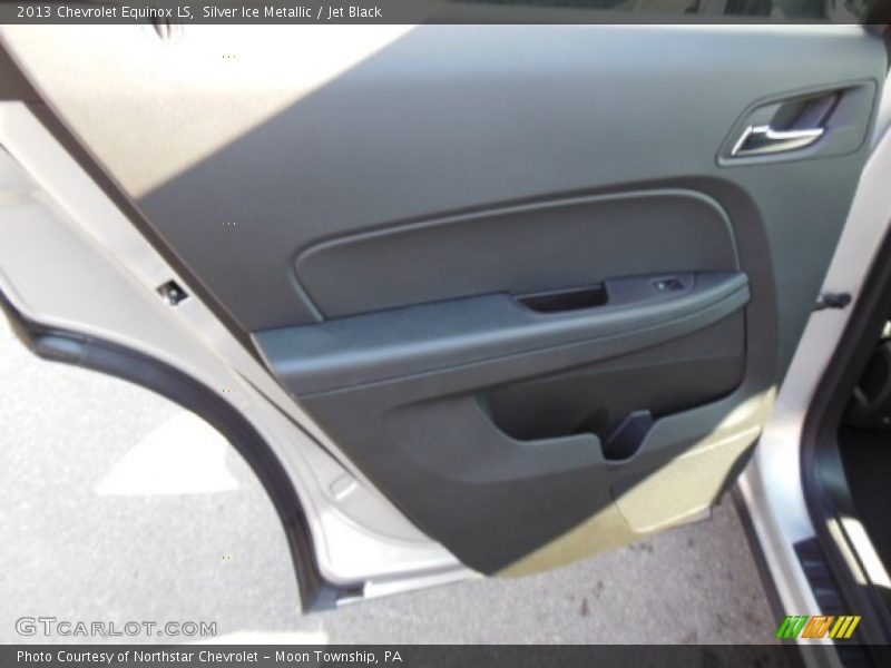 Silver Ice Metallic / Jet Black 2013 Chevrolet Equinox LS