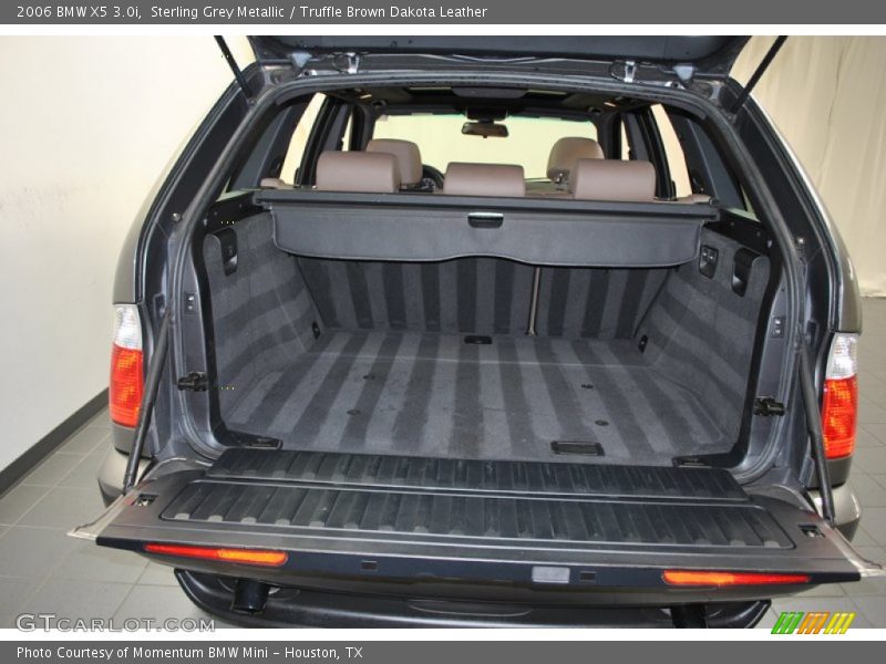  2006 X5 3.0i Trunk