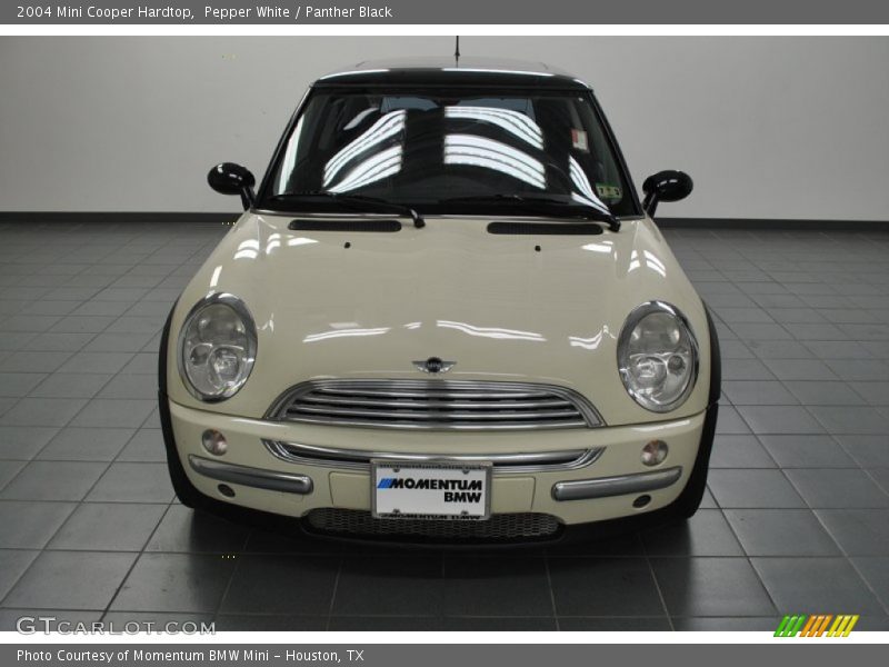 Pepper White / Panther Black 2004 Mini Cooper Hardtop