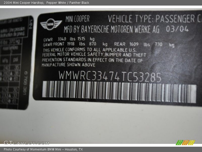 Pepper White / Panther Black 2004 Mini Cooper Hardtop