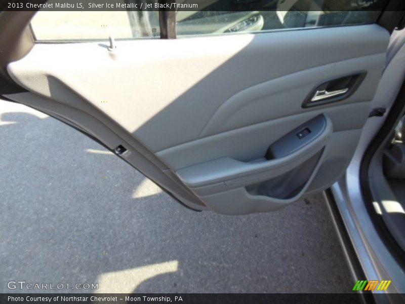 Silver Ice Metallic / Jet Black/Titanium 2013 Chevrolet Malibu LS