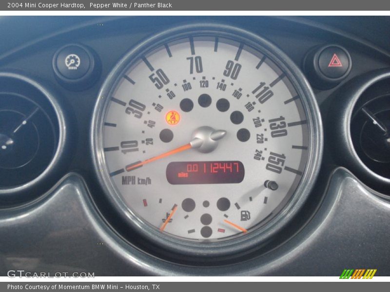 Pepper White / Panther Black 2004 Mini Cooper Hardtop