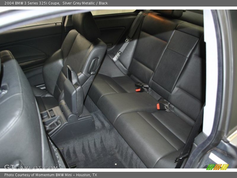 Rear Seat of 2004 3 Series 325i Coupe