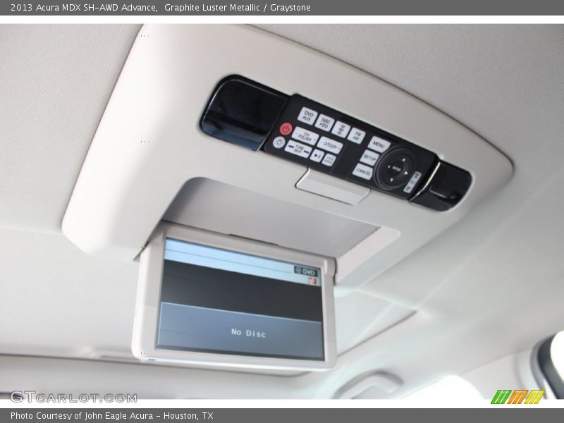 Entertainment System of 2013 MDX SH-AWD Advance