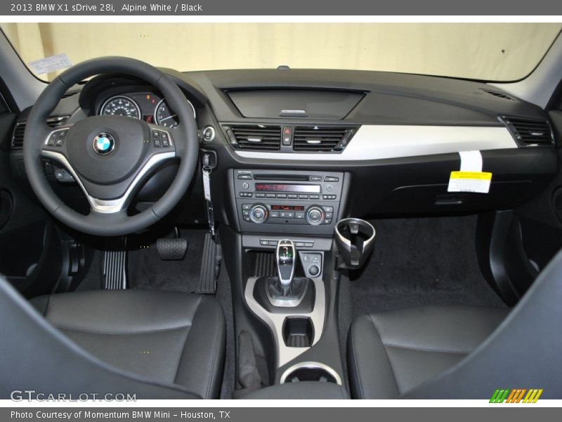 Alpine White / Black 2013 BMW X1 sDrive 28i