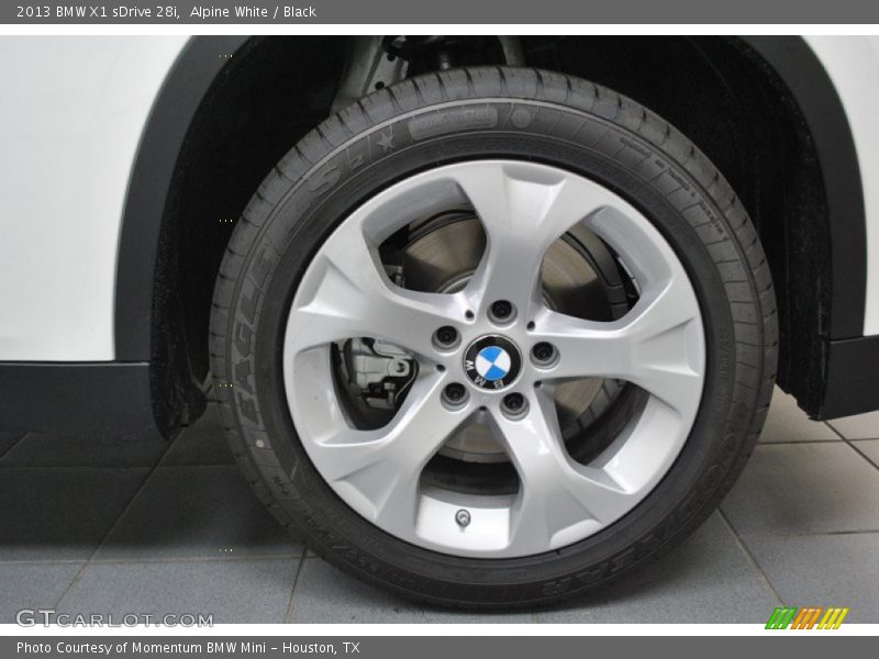 Alpine White / Black 2013 BMW X1 sDrive 28i