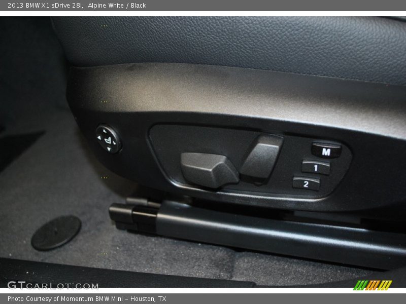Alpine White / Black 2013 BMW X1 sDrive 28i