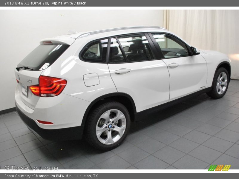 Alpine White / Black 2013 BMW X1 sDrive 28i