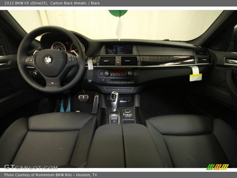 Dashboard of 2013 X6 xDrive35i