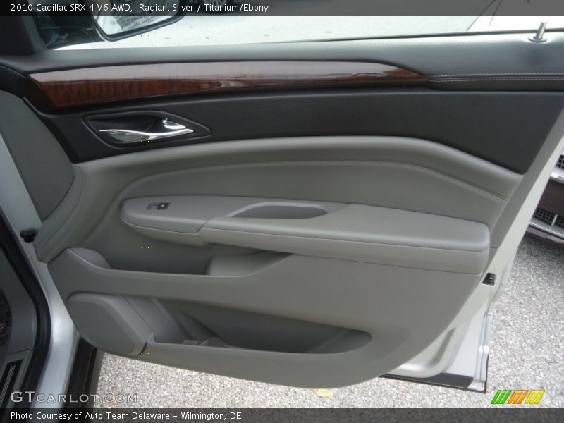 Radiant Silver / Titanium/Ebony 2010 Cadillac SRX 4 V6 AWD