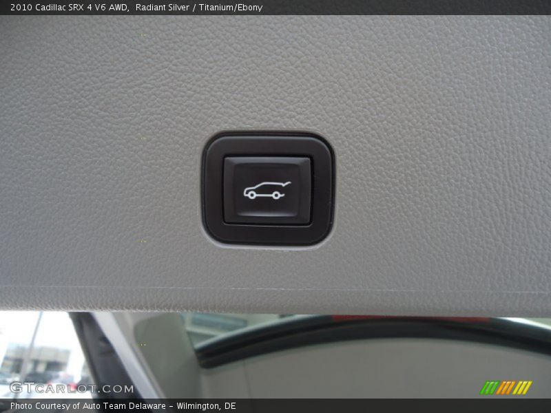 Radiant Silver / Titanium/Ebony 2010 Cadillac SRX 4 V6 AWD