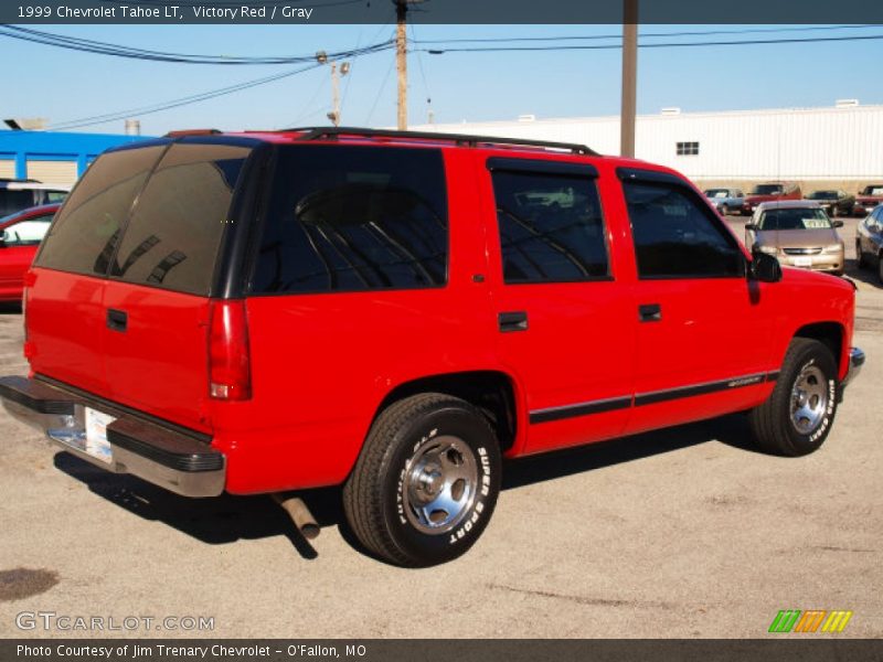 Victory Red / Gray 1999 Chevrolet Tahoe LT