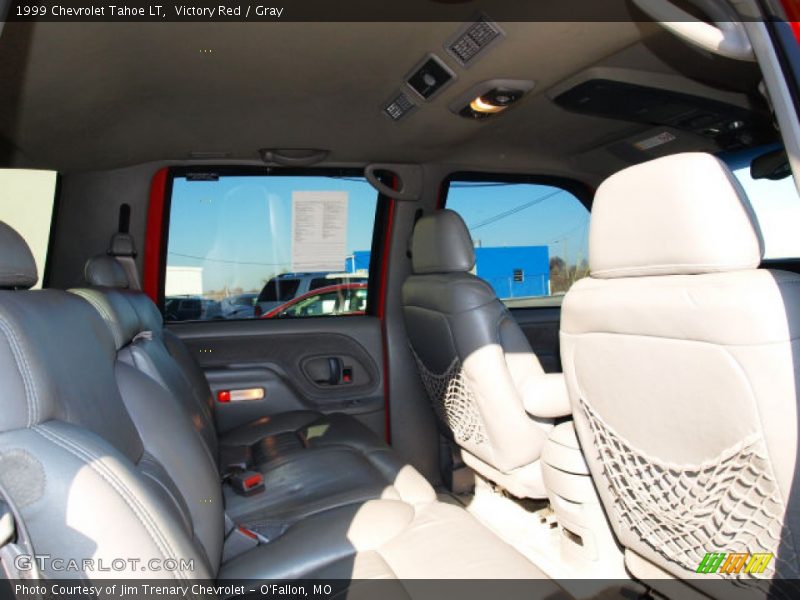 Victory Red / Gray 1999 Chevrolet Tahoe LT