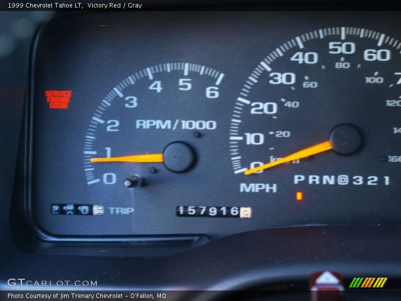 Victory Red / Gray 1999 Chevrolet Tahoe LT