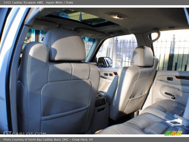 Aspen White / Shale 2002 Cadillac Escalade AWD