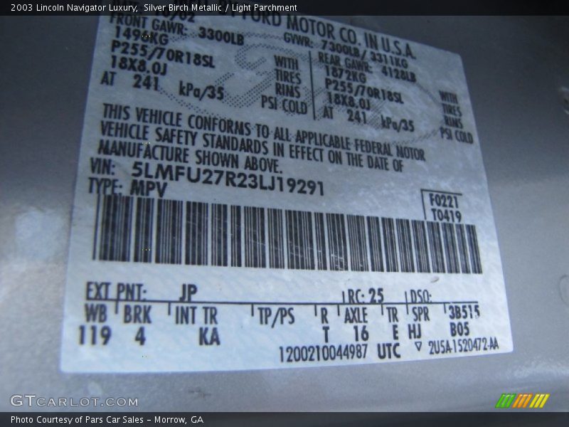 2003 Navigator Luxury Silver Birch Metallic Color Code JP