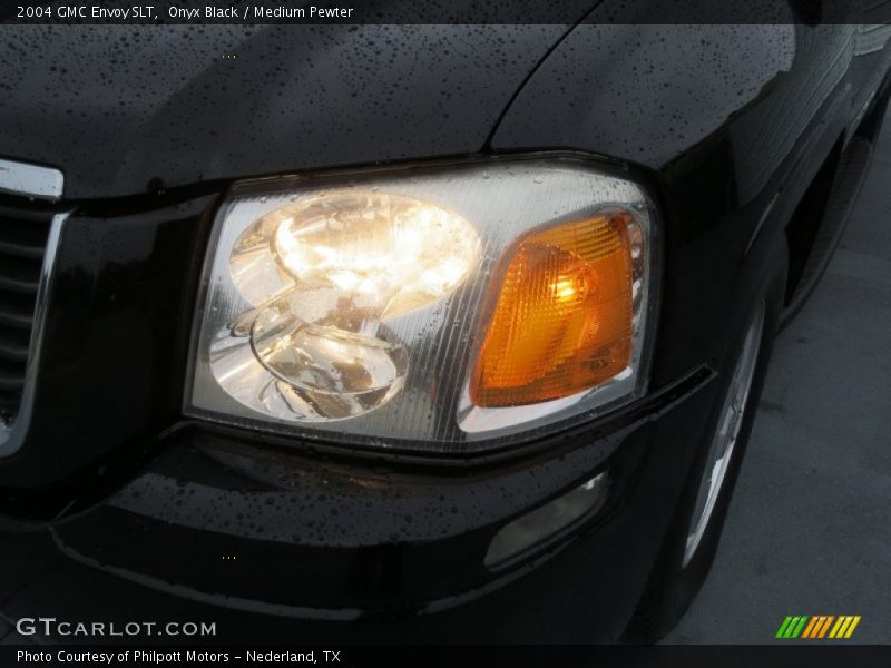 Onyx Black / Medium Pewter 2004 GMC Envoy SLT