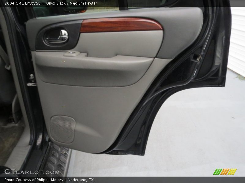 Onyx Black / Medium Pewter 2004 GMC Envoy SLT