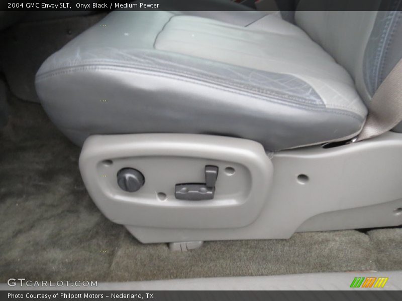 Onyx Black / Medium Pewter 2004 GMC Envoy SLT