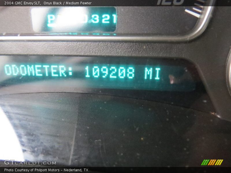 Onyx Black / Medium Pewter 2004 GMC Envoy SLT