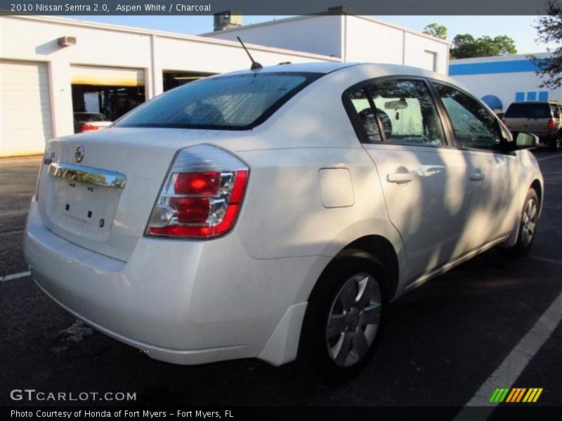 Aspen White / Charcoal 2010 Nissan Sentra 2.0