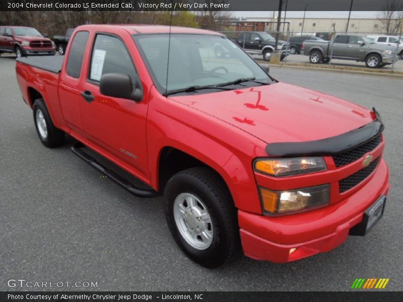 Victory Red / Very Dark Pewter 2004 Chevrolet Colorado LS Extended Cab