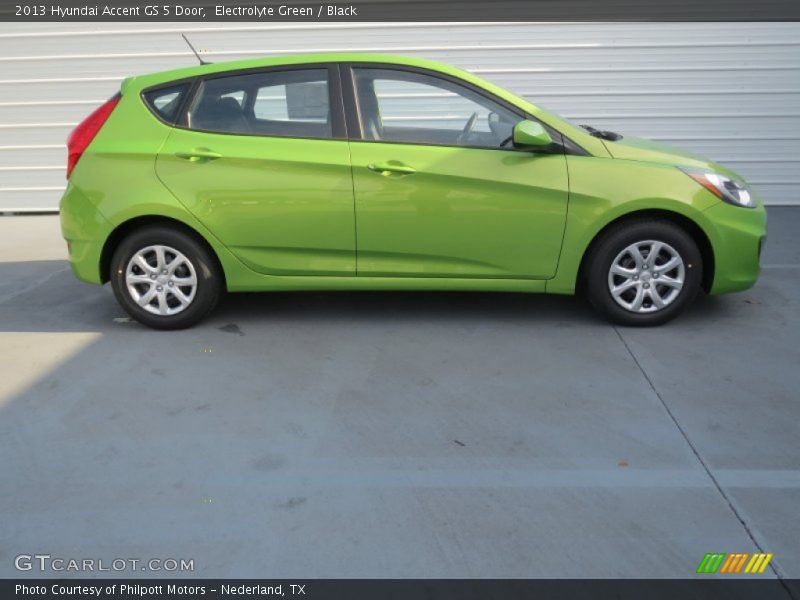  2013 Accent GS 5 Door Electrolyte Green