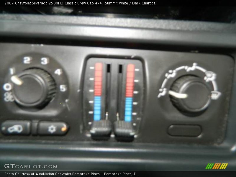 Summit White / Dark Charcoal 2007 Chevrolet Silverado 2500HD Classic Crew Cab 4x4