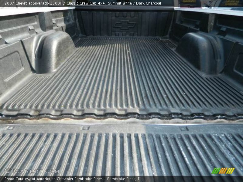 Summit White / Dark Charcoal 2007 Chevrolet Silverado 2500HD Classic Crew Cab 4x4