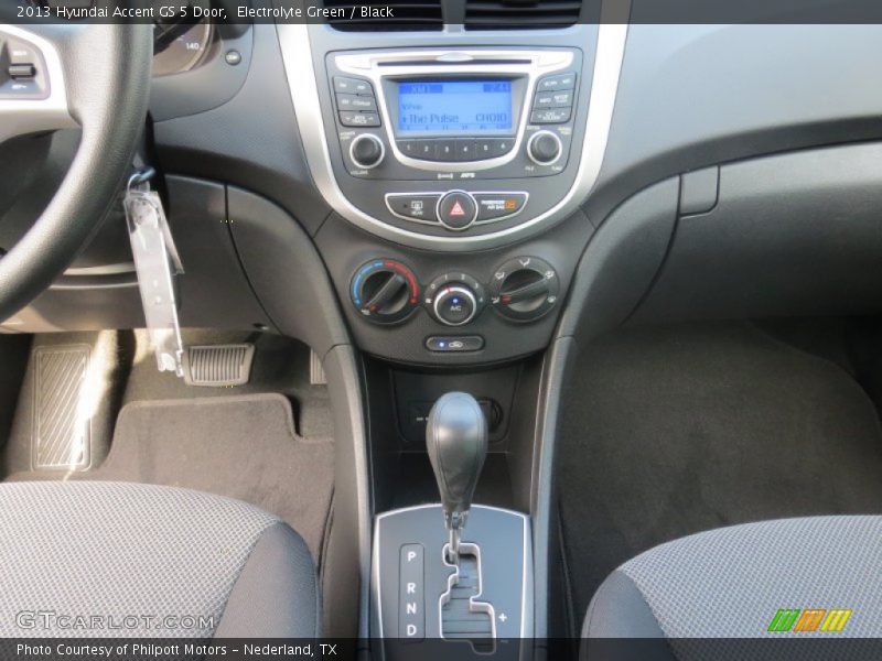 Controls of 2013 Accent GS 5 Door