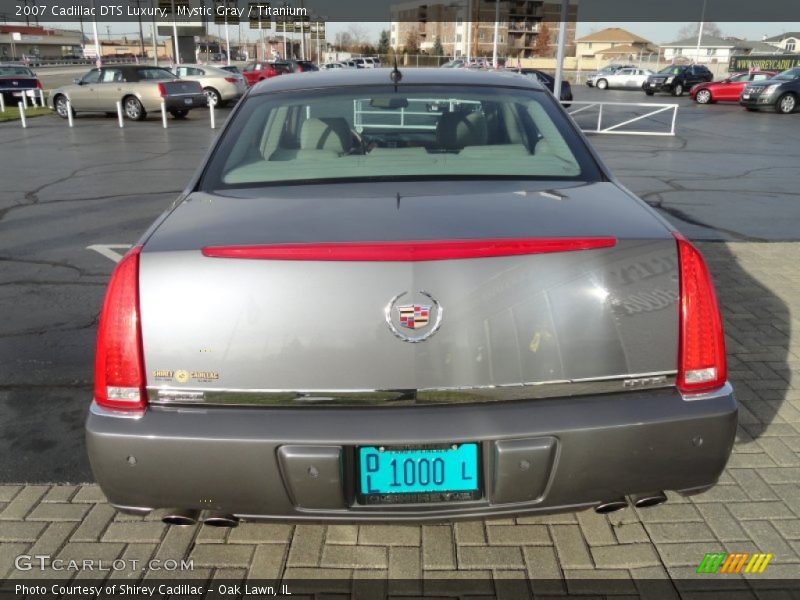 Mystic Gray / Titanium 2007 Cadillac DTS Luxury