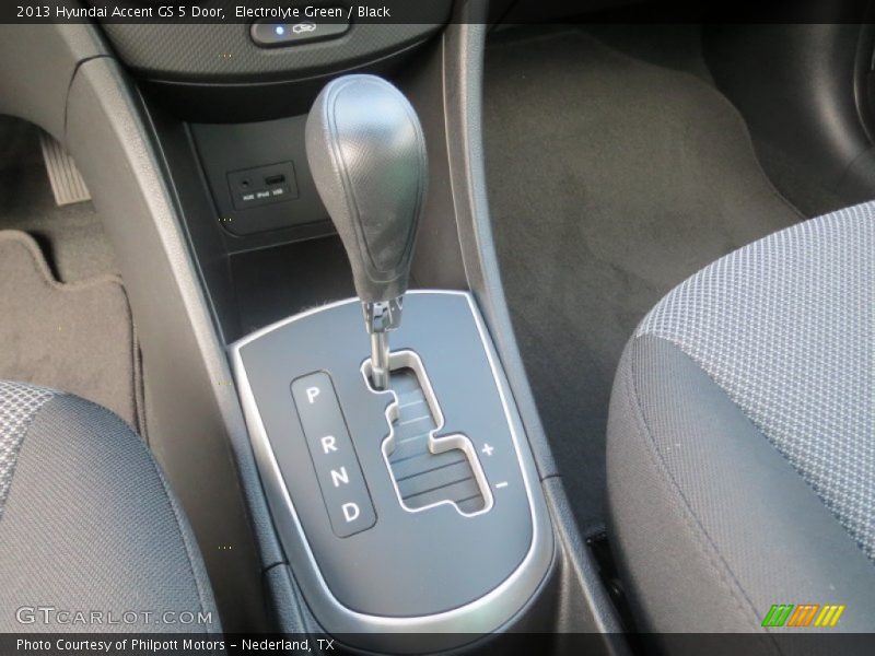  2013 Accent GS 5 Door 6 Speed Shiftronic Automatic Shifter