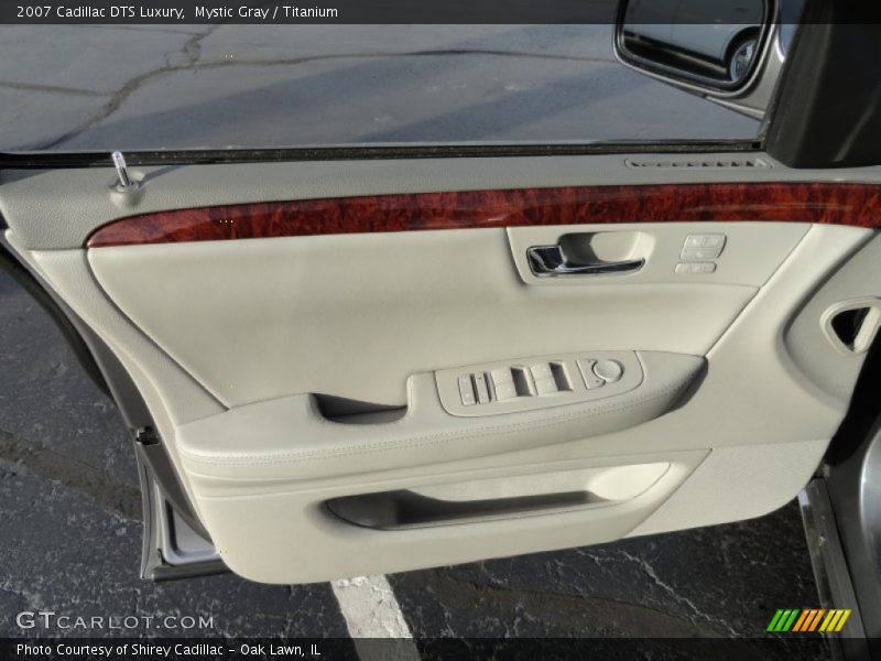Mystic Gray / Titanium 2007 Cadillac DTS Luxury