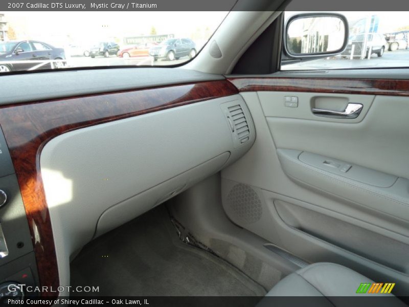 Mystic Gray / Titanium 2007 Cadillac DTS Luxury