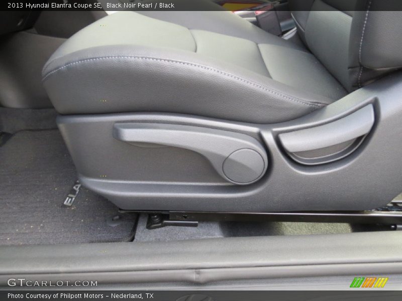 Black Noir Pearl / Black 2013 Hyundai Elantra Coupe SE
