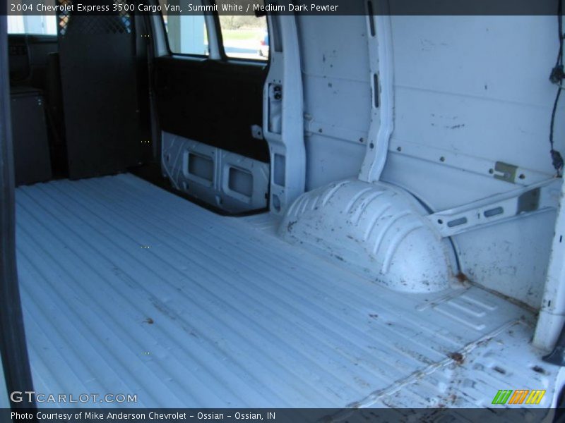  2004 Express 3500 Cargo Van Trunk