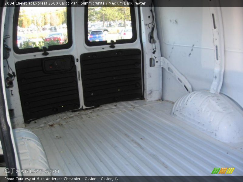  2004 Express 3500 Cargo Van Trunk