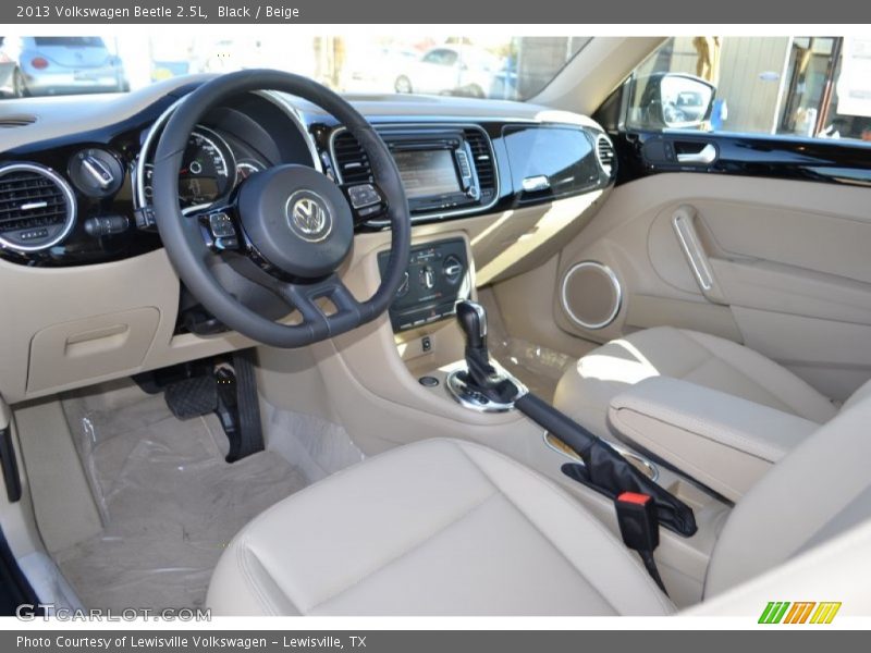 Black / Beige 2013 Volkswagen Beetle 2.5L