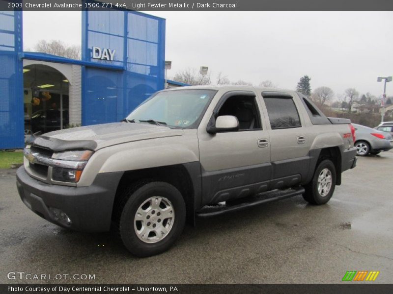 Light Pewter Metallic / Dark Charcoal 2003 Chevrolet Avalanche 1500 Z71 4x4