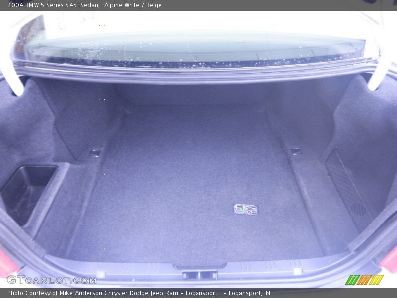 Alpine White / Beige 2004 BMW 5 Series 545i Sedan