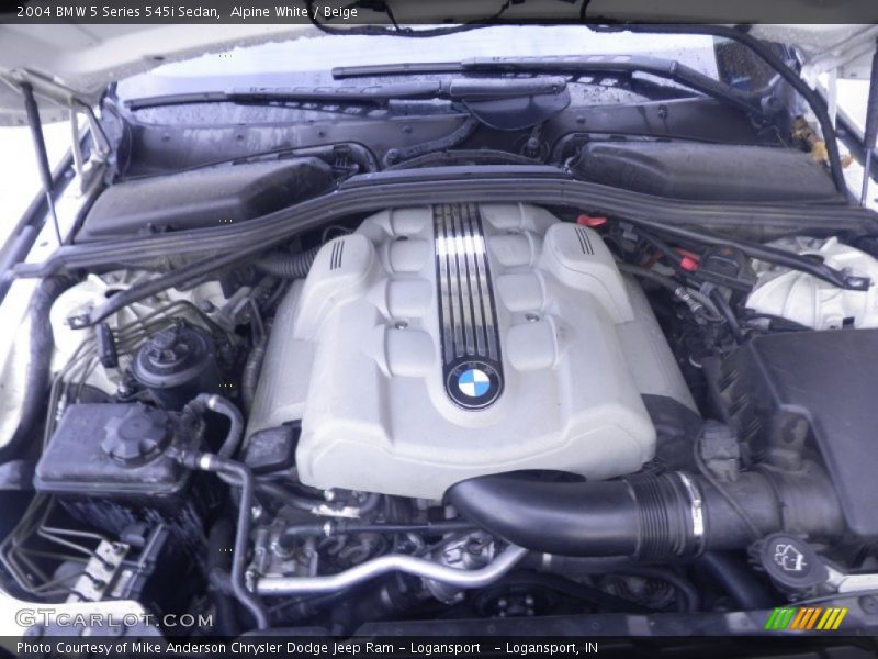 Alpine White / Beige 2004 BMW 5 Series 545i Sedan