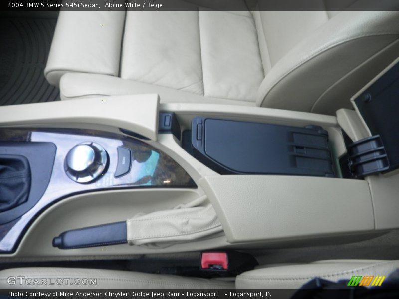Alpine White / Beige 2004 BMW 5 Series 545i Sedan