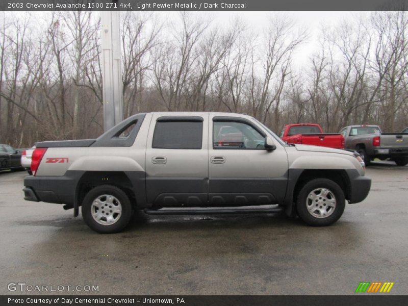 Light Pewter Metallic / Dark Charcoal 2003 Chevrolet Avalanche 1500 Z71 4x4