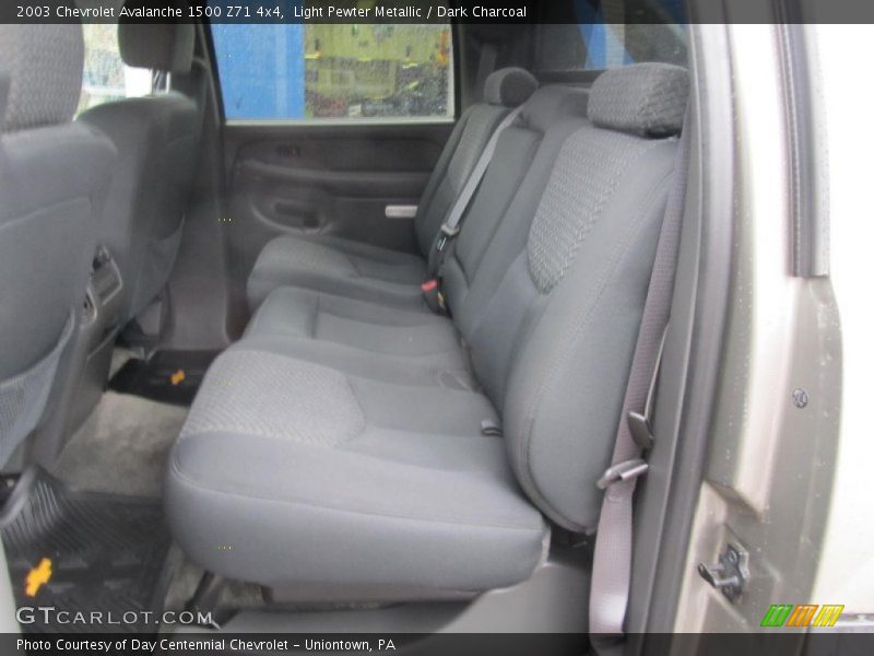 Light Pewter Metallic / Dark Charcoal 2003 Chevrolet Avalanche 1500 Z71 4x4