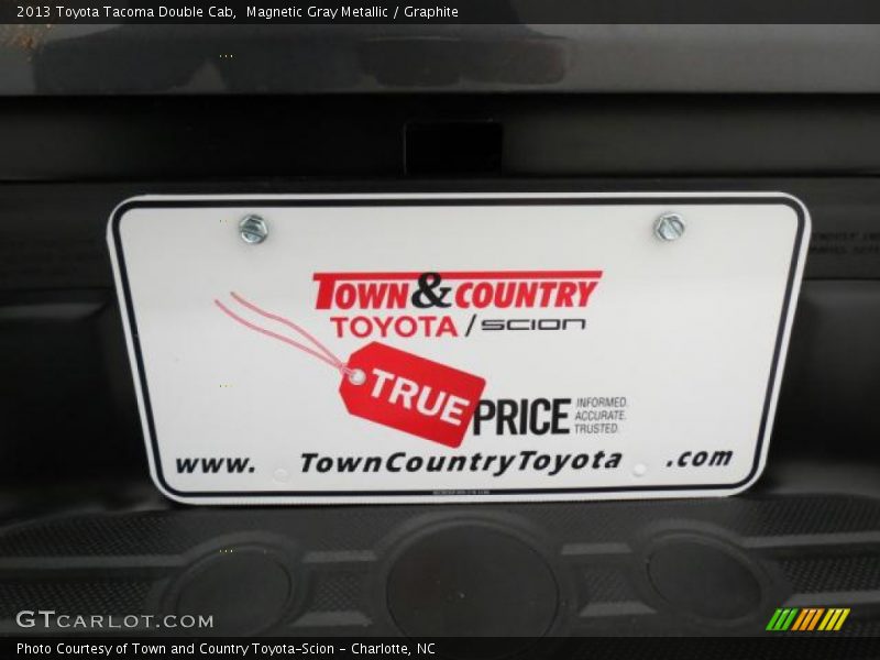 Magnetic Gray Metallic / Graphite 2013 Toyota Tacoma Double Cab