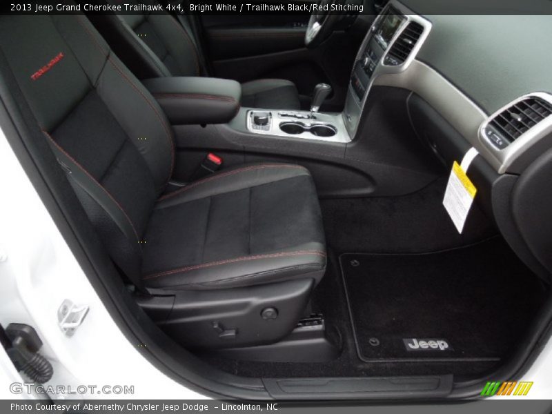 Front Seat of 2013 Grand Cherokee Trailhawk 4x4