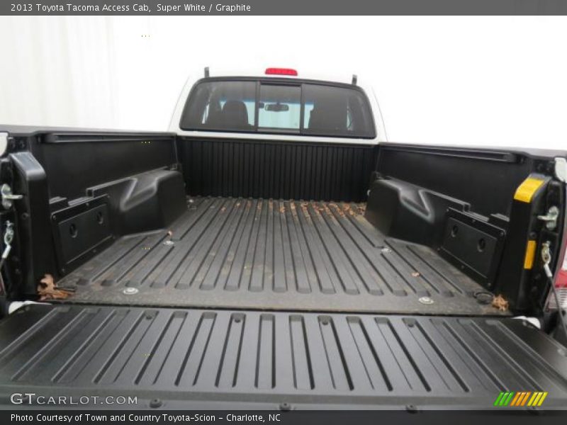 Super White / Graphite 2013 Toyota Tacoma Access Cab
