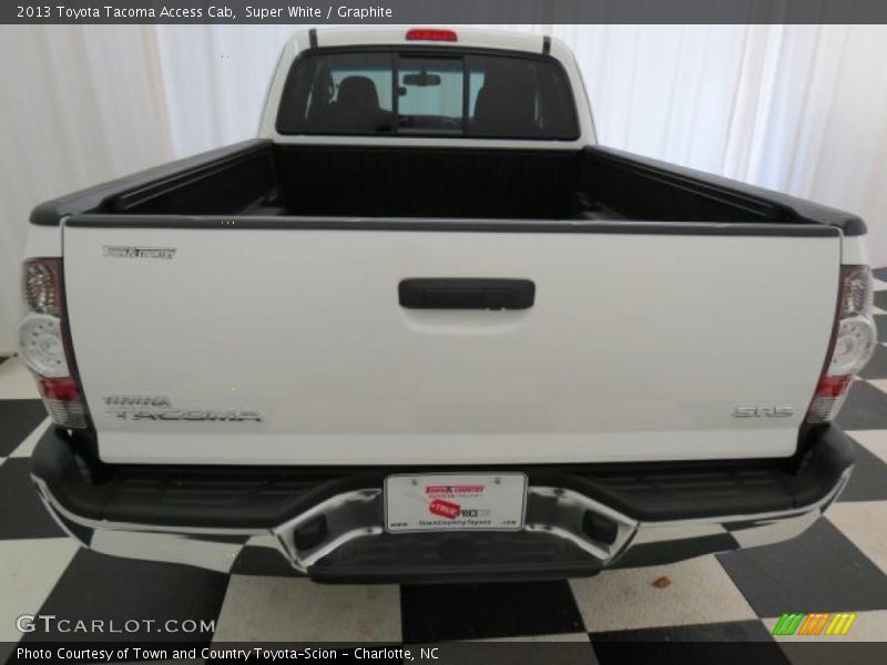 Super White / Graphite 2013 Toyota Tacoma Access Cab