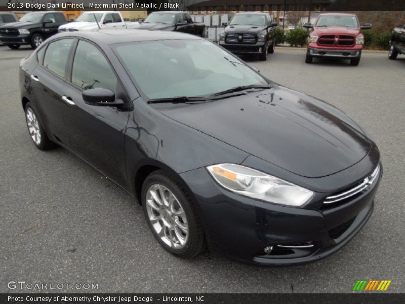 Front 3/4 View of 2013 Dart Limited